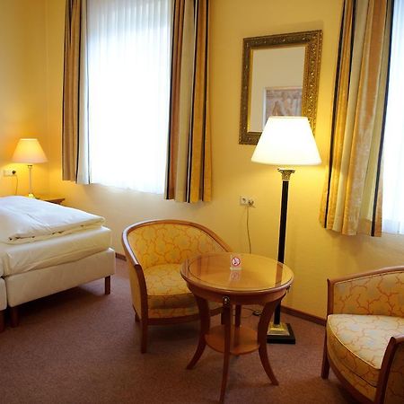 Hotel Silberhorn Erlangen Kültér fotó
